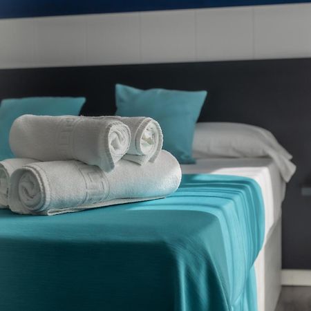 Sunsands Studio Con Balcones 2ºa Playa76 Carihuela Torremolinos Dış mekan fotoğraf
